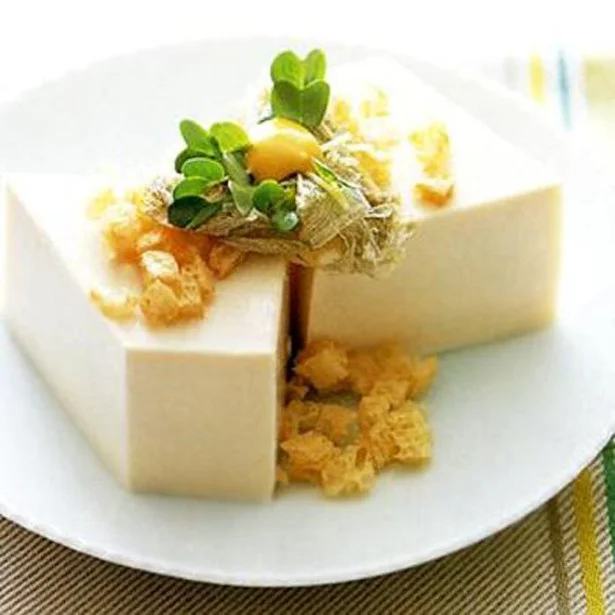 カリカリきつね&とろろ昆布の冷ややっこ