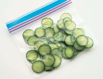 きゅうりを冷凍したら...使い勝手◎！ 覚えておきたい「ハンパ野菜」の冷凍活用術