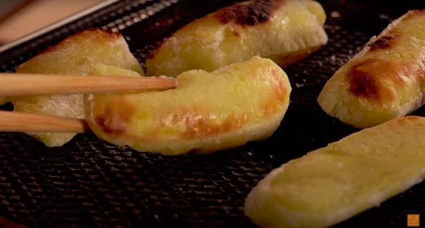 余った餅が倍うまくなる食べ方！ 長崎の郷土料理「かんころ餅」の作り方