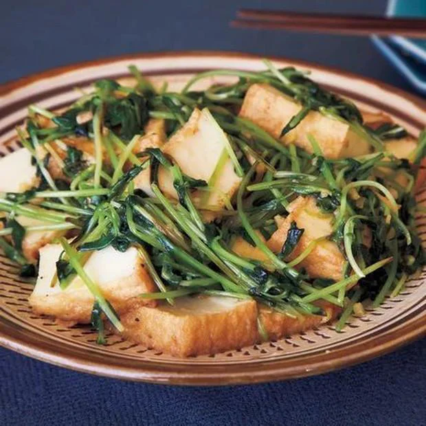 「豆苗と厚揚げのオイスター炒め」/厚揚げを使ったレシピ(3/30)
