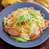 フライパン1つで即席パスタ！ ウインナー×野菜で旨みたっぷりの一皿に