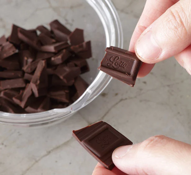 板チョコは包丁で切らなくてもOK!