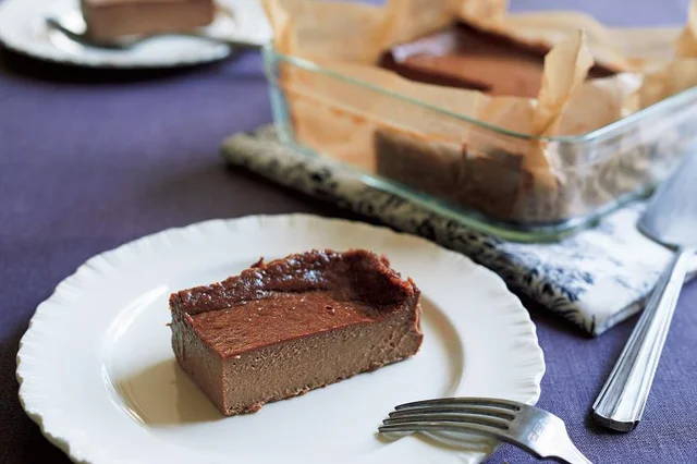 大人も大満足のリッチな味。お口でとろける「チョコチーズケーキ」