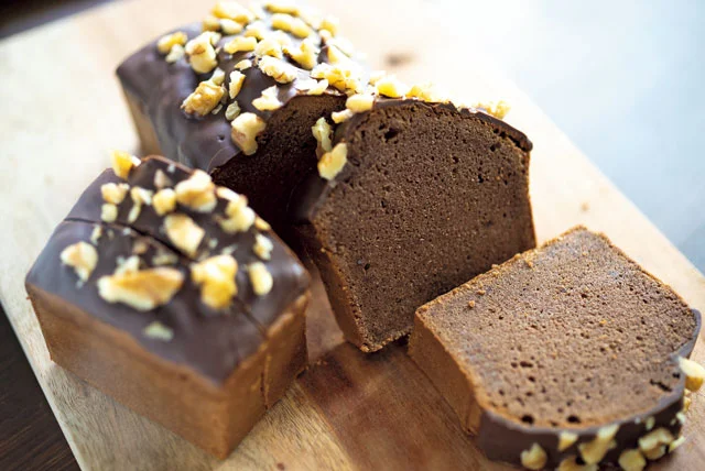 パウンドケーキの枠を超える!? お腹も大満足の「チョコレートと米粉のパウンドケーキ」