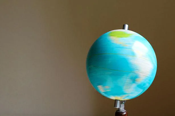 地球の地軸が変わるとどうなるの?