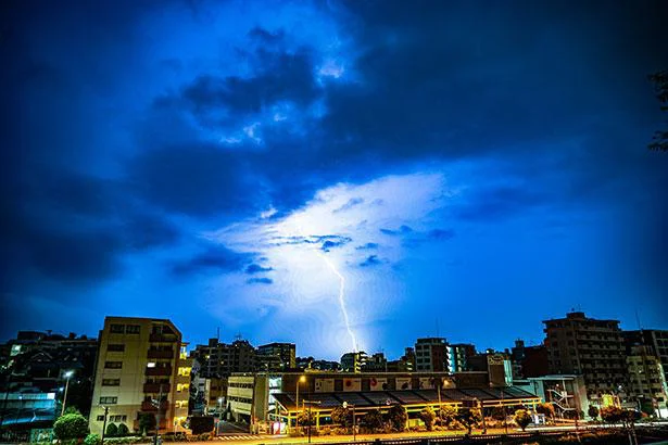 「雷」が発生するのは豪雨が原因ではなかった！