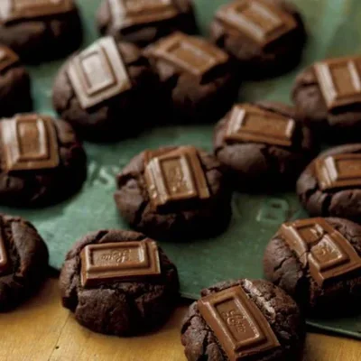 「焼きチョコクッキー」／チョコレートを使ったスイーツのレシピ（1/20）