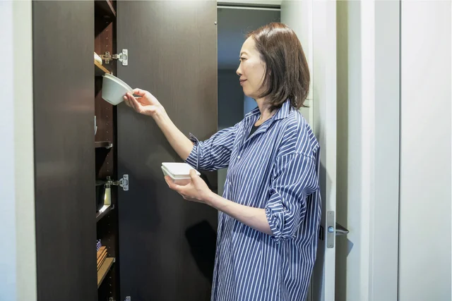 あまり使わないからって捨てなくてOK！クローゼットと食器棚をスッキリできる「ハレ」と「ケ」の考え方