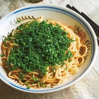 さっと作ってしみじみうまい…！ 酒好きが喜ぶ気の利いたおつまみ麺料理