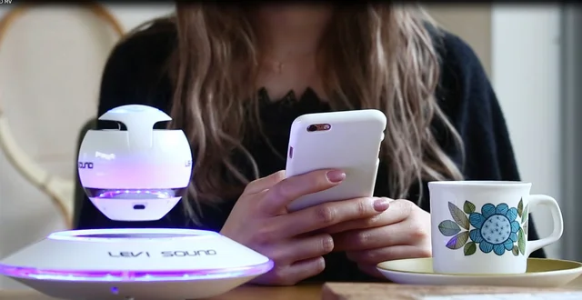 澄みきった音質が自慢！ 宙に浮くスピーカーで音楽鑑賞できちゃう｢LEVI SOUND｣