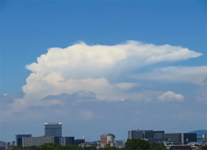 多毛積乱雲