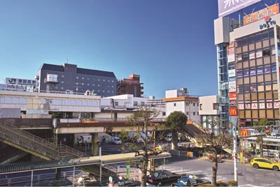 JR総武線の終着駅の津田沼駅