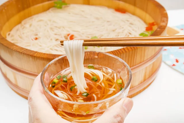材料も作り方も同じ！「そうめん」と「ひやむぎ」は何が違うの？／子どもに話したい雑学（27）