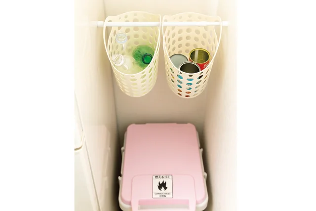 キッチンのすき間がこんなに使えるなんて！ 収納スペースを倍増させる100円グッズの活用テク