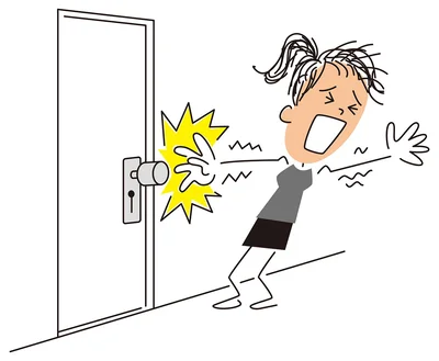 ドアノブに触れてバチッ！冬に静電気が発生しやすいのはナゼ？