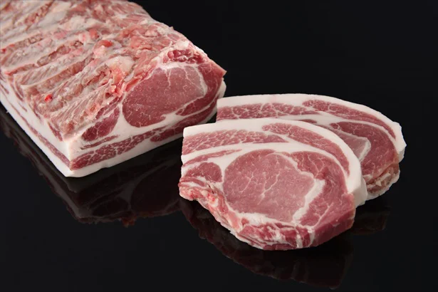 「平田牧場 三元豚」は肉質を最優先して3種類の豚を掛け合わせてるそう