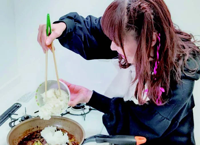 かつみ・さゆり家の節約ごはん！冷蔵庫の残りもので「すき焼き」の絶品シメ