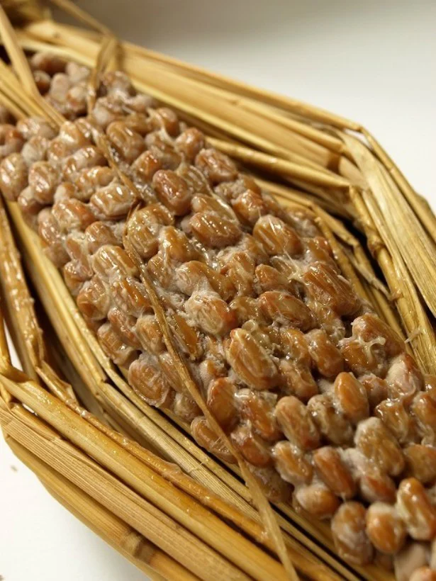 納豆は、食物繊維が豊富なので便秘解消の効果も