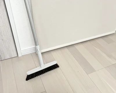 ほうきを付けてみました