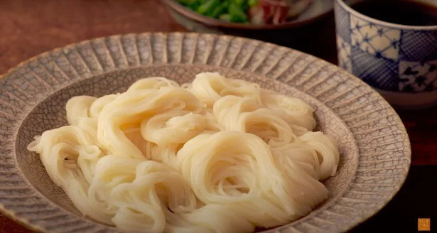 いつものそうめんがこんなにおいしくなるなんて！実はめちゃくちゃ簡単だった「ゆで方＆自家製めんつゆ」