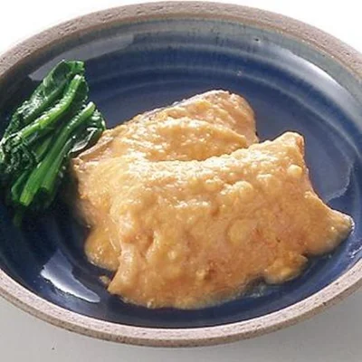 【関連レシピ】残った酒粕で作れる鮭料理！「鮭の粕煮」