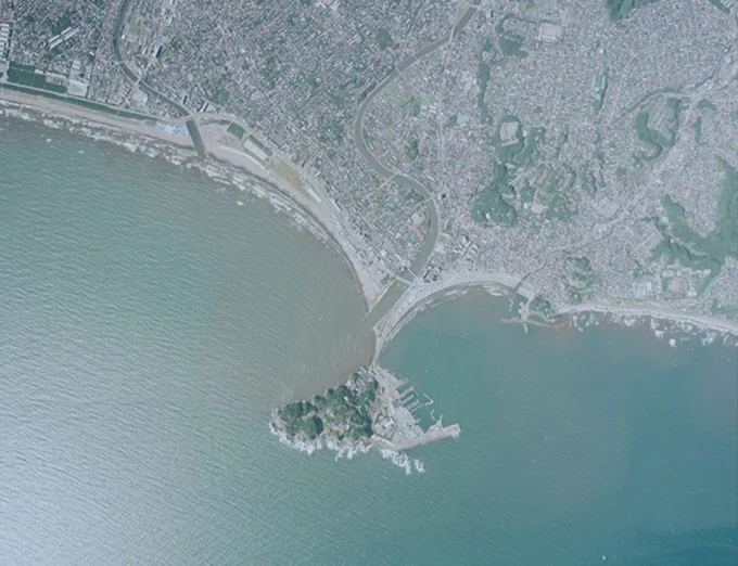 「江の島」は陸続きなのにどうして「島」と呼ばれる?