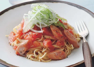 トマトとめんつゆで新鮮な味わい「冷やしナポリタン」