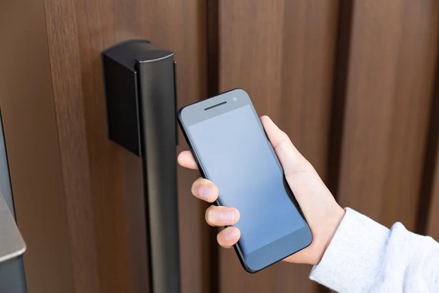 「もっと早く知りたかった!!」カギなしで家に入れる便利さに驚愕…話題の「スマートロック」2カ月使ってわかったメリットデメリット徹底レビュー