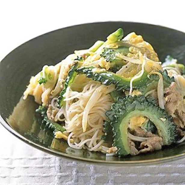 【関連レシピ】よく炒められたゴーヤーがおいしい!「そうめんチャンプルー」