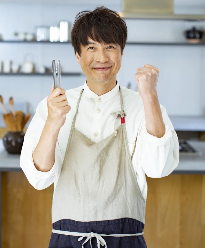 お子さんと一緒に食事の時間を楽しんでいるコウケンテツさんならではの、おうち焼き肉アイディアは必見！