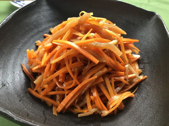 常備菜にぴったり！福島県の郷土料理「いかにんじん」「こんにゃくの白和え」