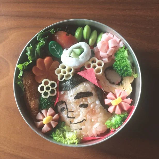 普通サイズでも、これなら「ドカ弁」！【キャラ弁】