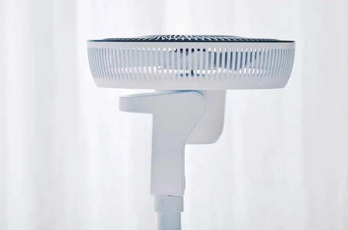 室温が下がると自動で風量も下がるので体が冷え過ぎず、久しぶりに朝までぐっすり眠れました。風量調整が豊富で、好みに合わせて選べるのも便利です。(ライターK)