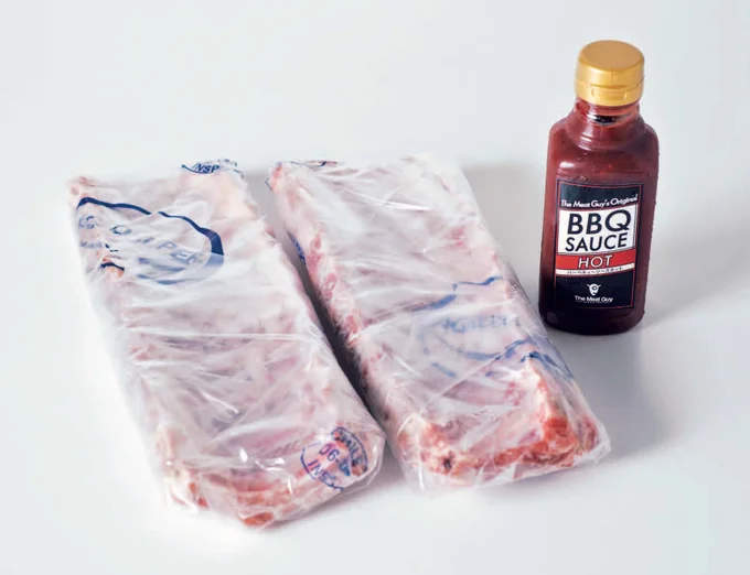 香ばしいBBQソースが決め手「ミートガイ BBQソース付! バックリブセット!」