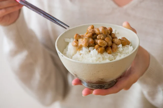 【写真を見る】アツアツご飯に納豆はダメ!?