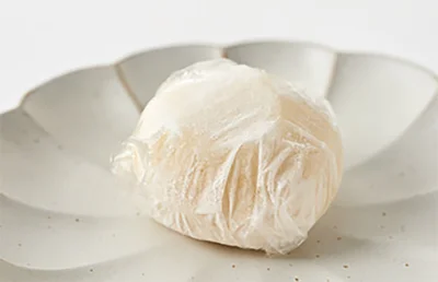 ラップをしたまま電子レンジで加熱すればとろとろの状態に