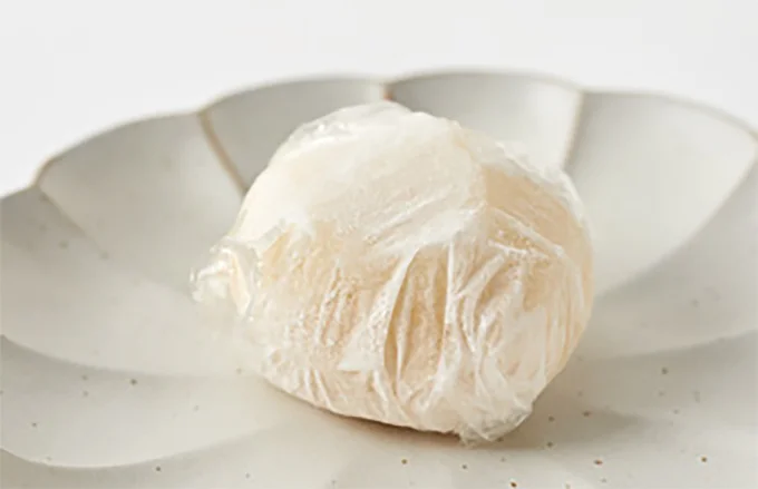 ラップをしたまま電子レンジで加熱すればとろとろの状態に