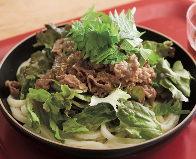 濃厚だれでうどんも野菜もモリモリいける「プルコギ風うどん」