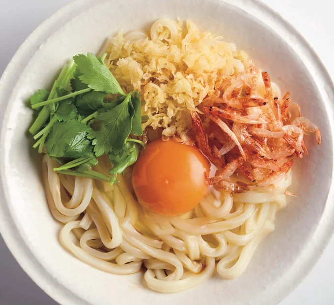 桜えびと揚げ玉で、天ぷら!?「えび天風」