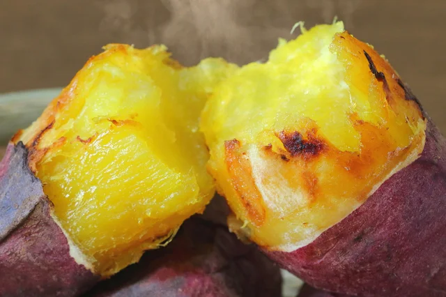 「月1トン売れた」凄い焼き芋も！ホクホクあつあつねっとり濃厚「焼き芋」が今だけAmazonプライム感謝祭価格になっていた【まもなく終了】