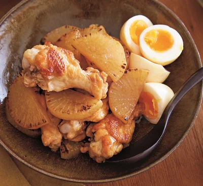 手羽元と大根のオイスター焼き煮込み