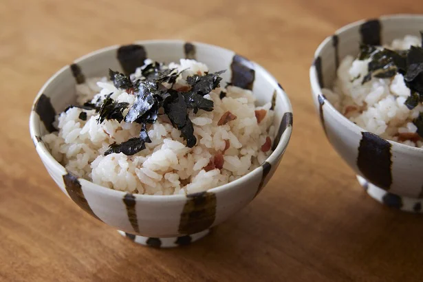 梅の酸味とたらこの風味の組み合わせが新鮮