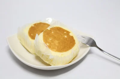 チーズ蒸しパンは冷凍すると極上の味に！ 凍らせると美味しくなる意外な食品あれこれ
