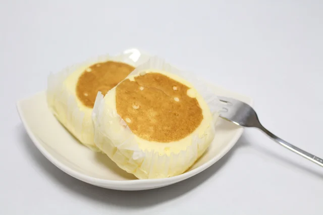 チーズ蒸しパンは冷凍すると極上の味に！ 凍らせると美味しくなる意外な食品あれこれ