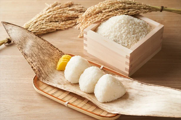 鳥取県では全国の生産量の1％弱にあたる、約7万トンの米が生産されています