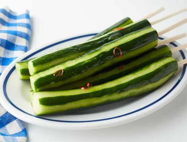 居酒屋メニューをおうちで再現！ 「無限きゅうりの1本漬け」／やる気1