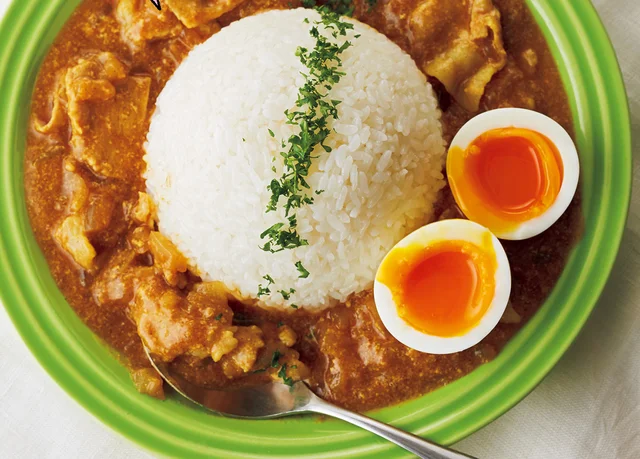 1人分ならレンチンでちゃちゃっと完成！「バター豚バラカレー」