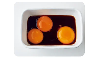 ご飯にのせ、漬け汁を適量かける