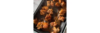 調味料を加えて全体に絡め、電源をオフにしていったん鶏肉を取り出す。