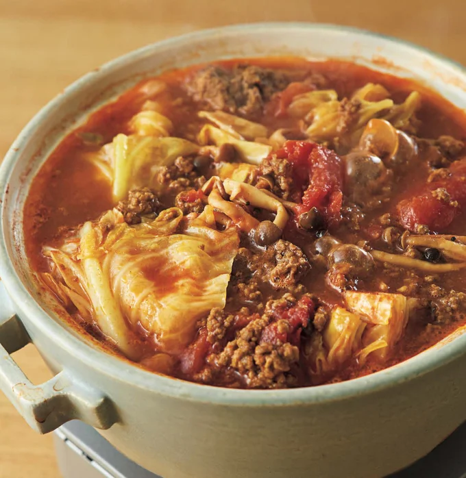 ひき肉たっぷりでうまみ濃厚! キャベツのトマトキーマカレー鍋